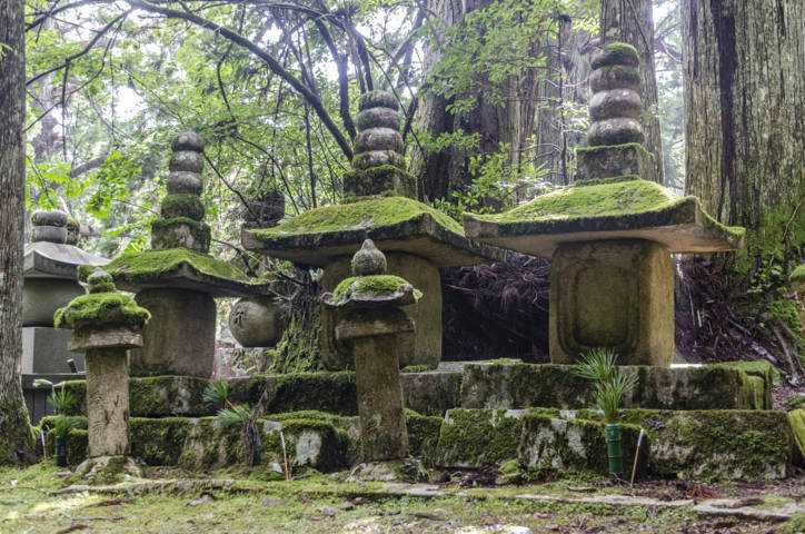 191 - Koyasan - cementerio de Okunoin